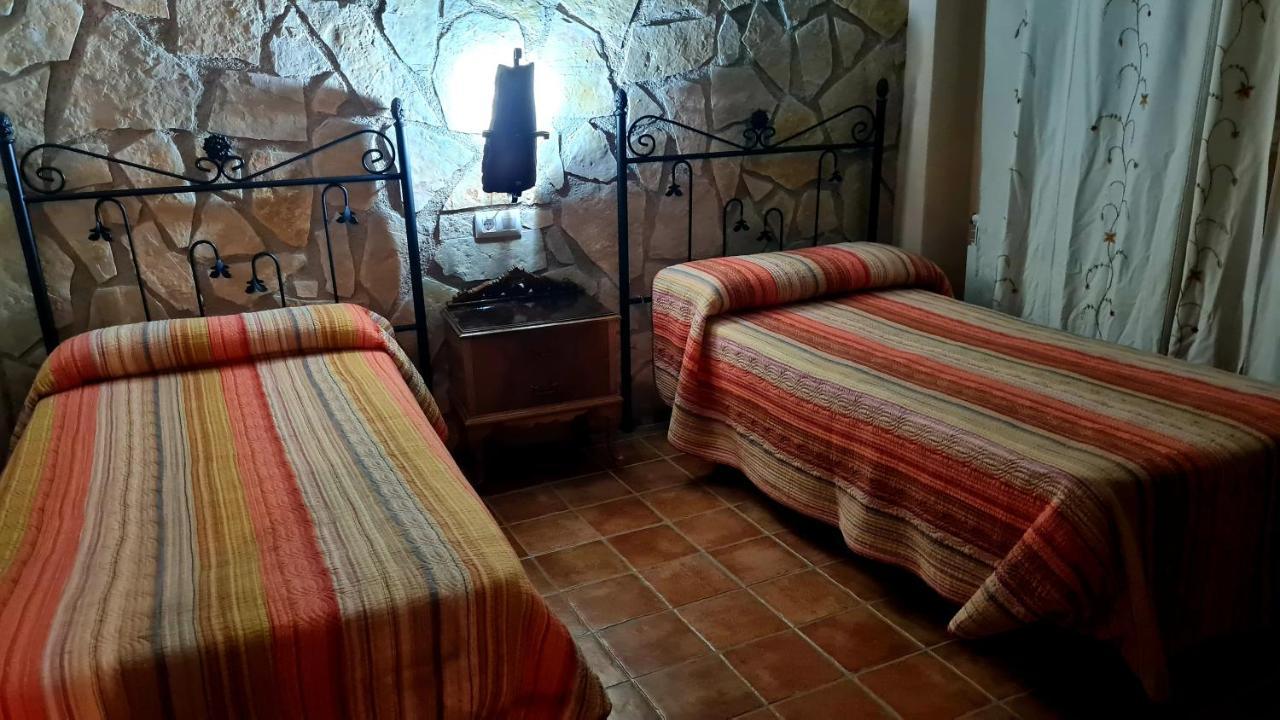 El Alambique Lägenhet Cazorla Exteriör bild